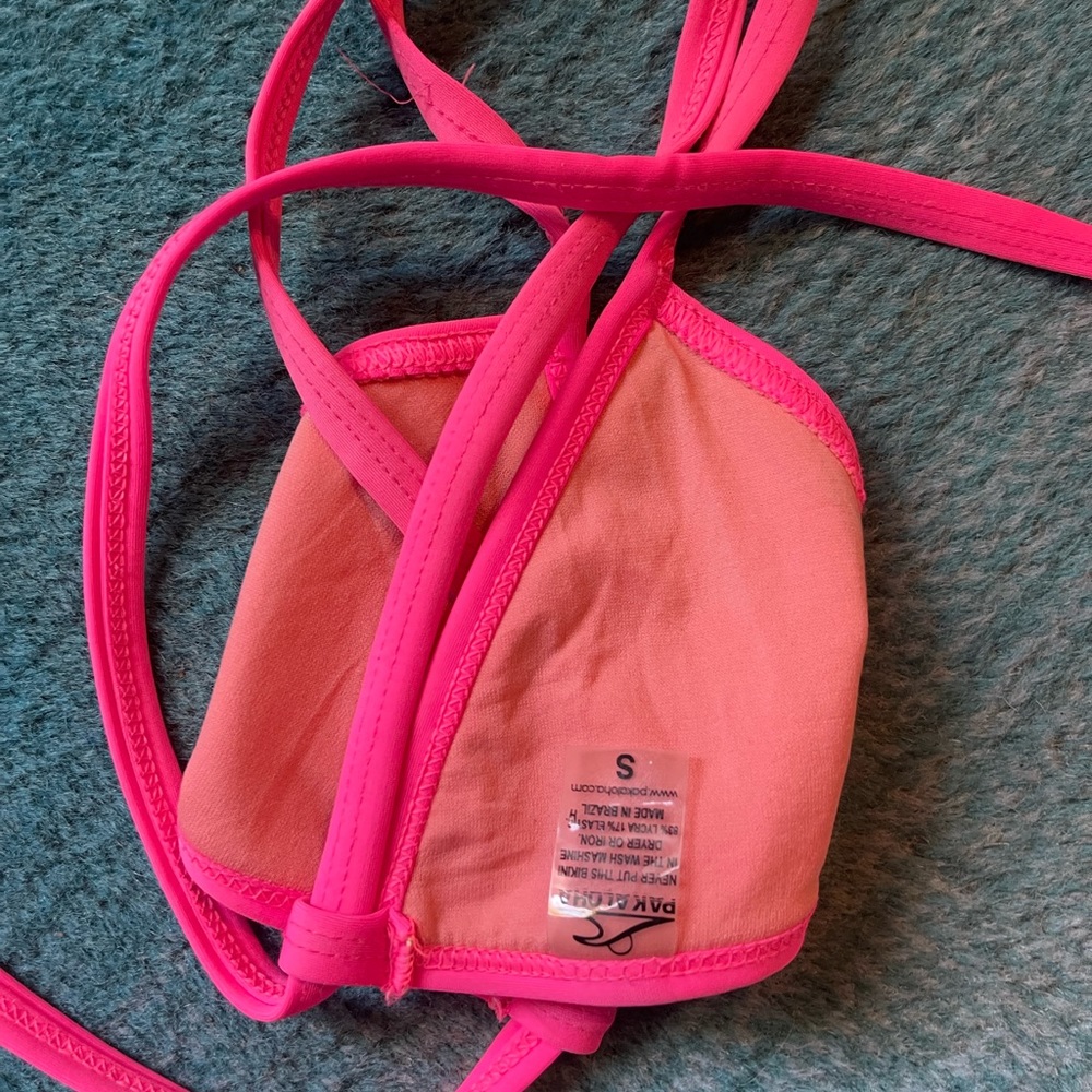 Pakaloha Bikini Top Hot Pink - Picture 2 of 3
